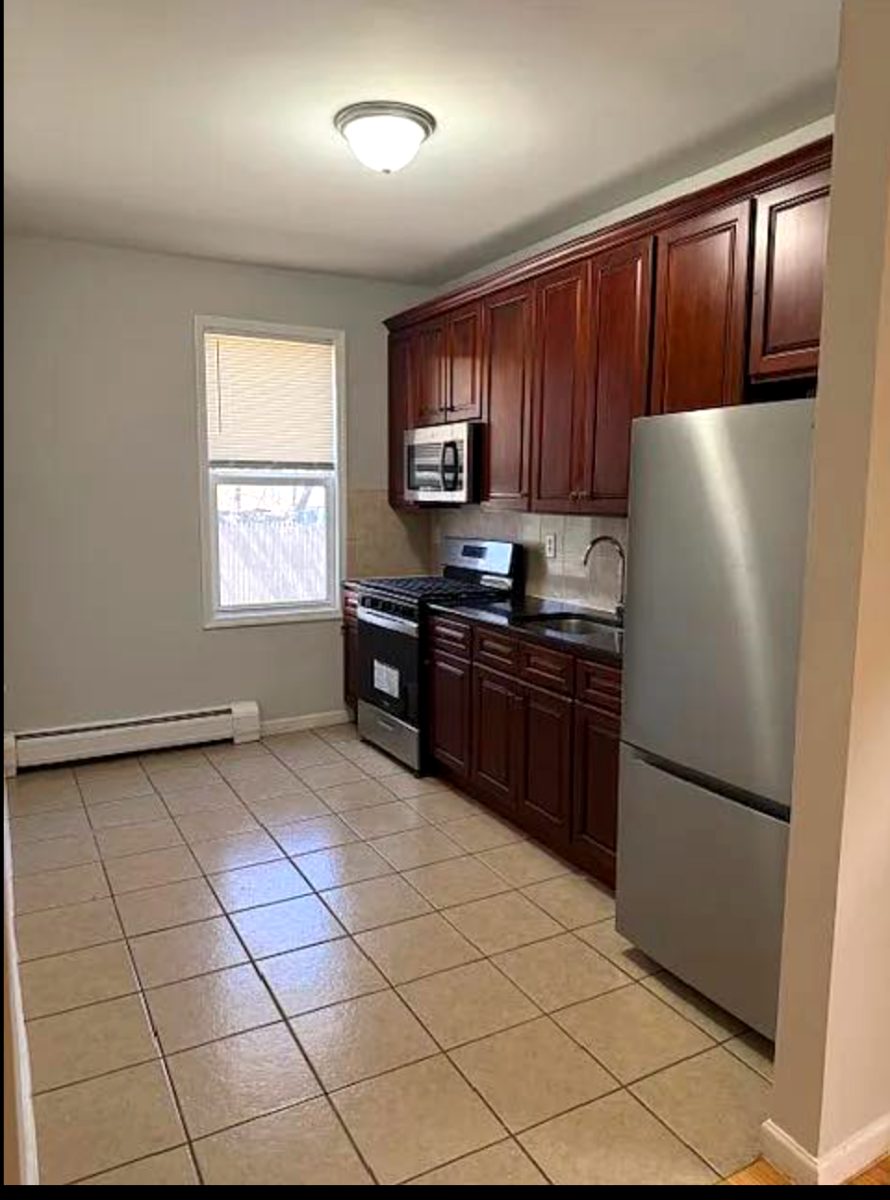 2 Bedroom Apartment in Jersey City photo 1